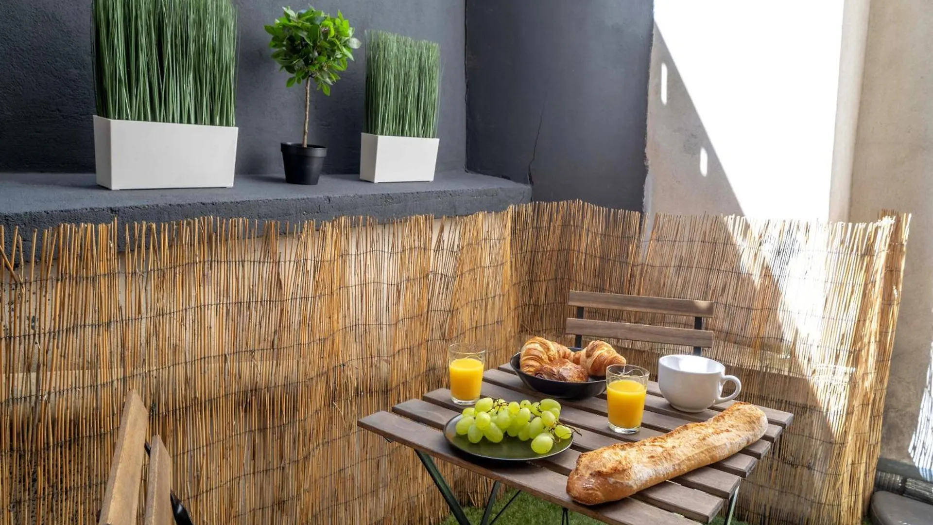 Keyz - Elegant Studio With Terrace Near The Louvre & Le Marais Paris